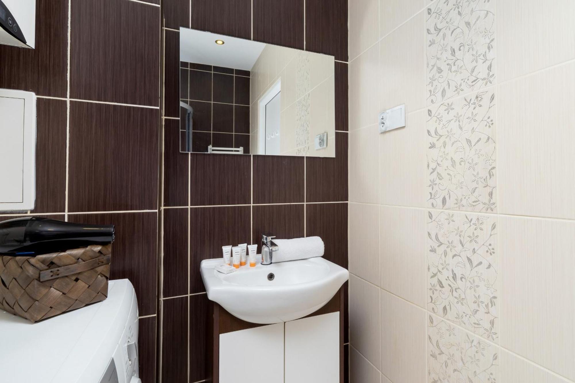 Arianska With Mezzanine Cracow Center By Renters Apartment