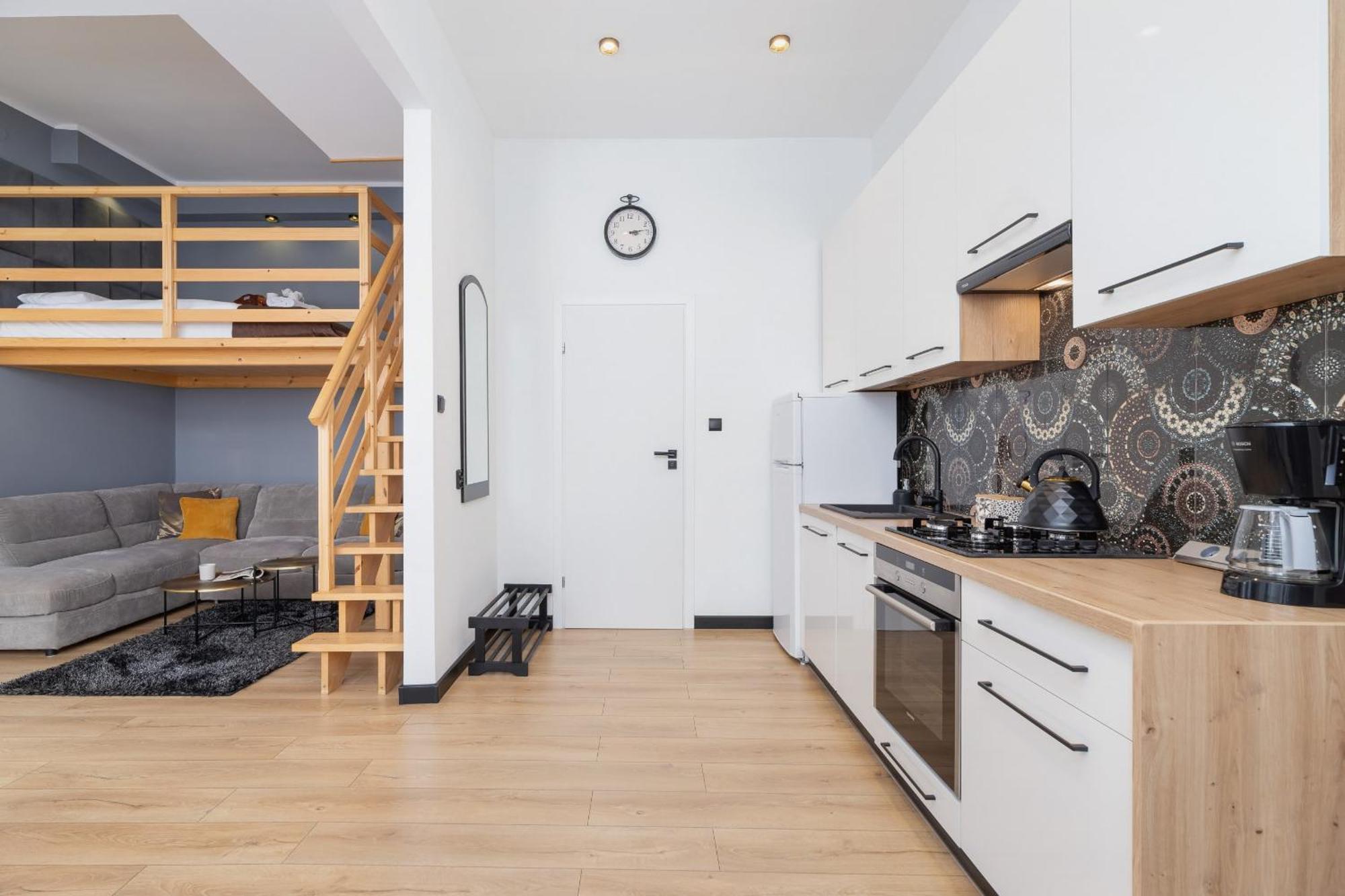 Arianska With Mezzanine Cracow Center By Renters * Krakow