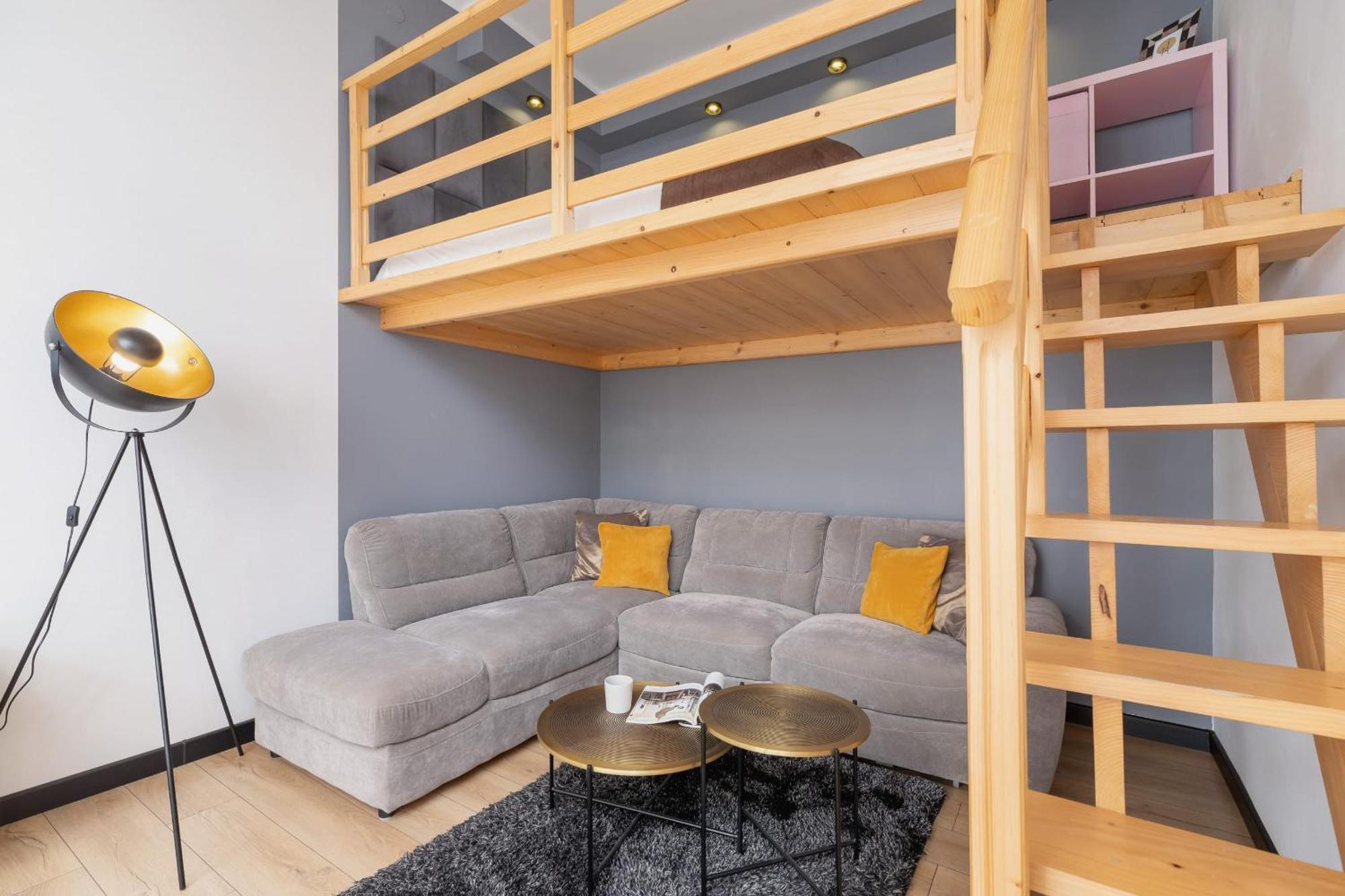 Apartment Arianska With Mezzanine Cracow Center By Renters Krakow