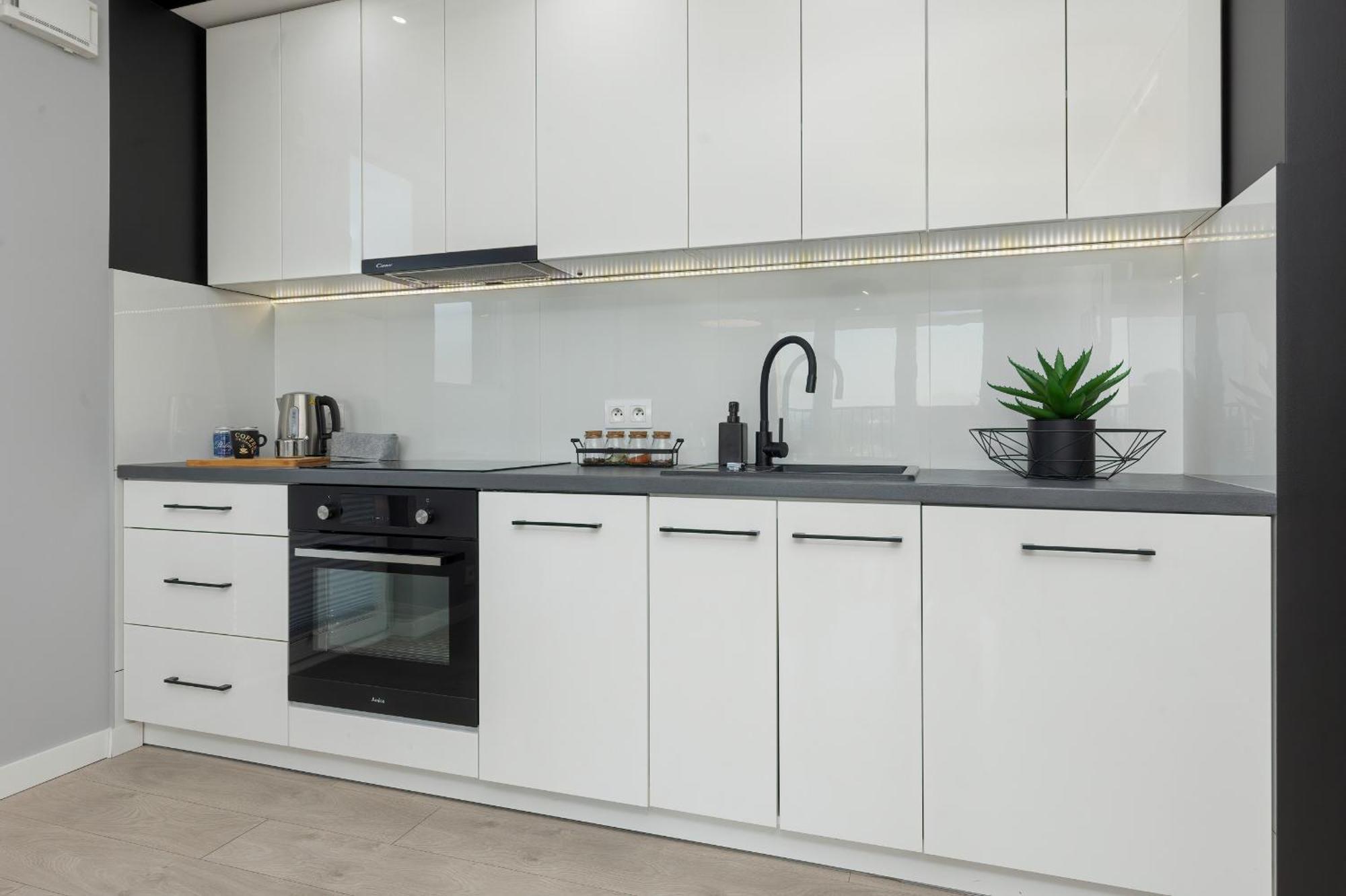Podgorze Lipska Pet-friendly With Balcony And Parking By Renters Prestige Apartament