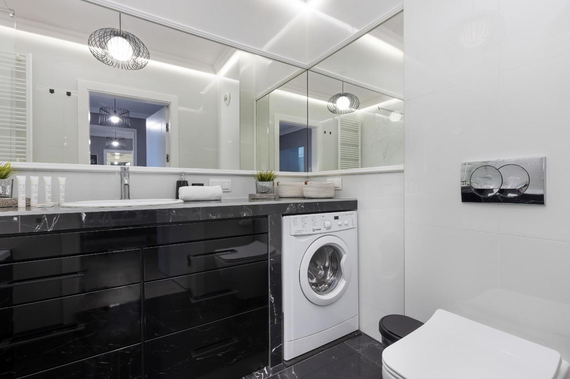 Podgorze Lipska Pet-friendly With Balcony And Parking By Renters Prestige * Kraków