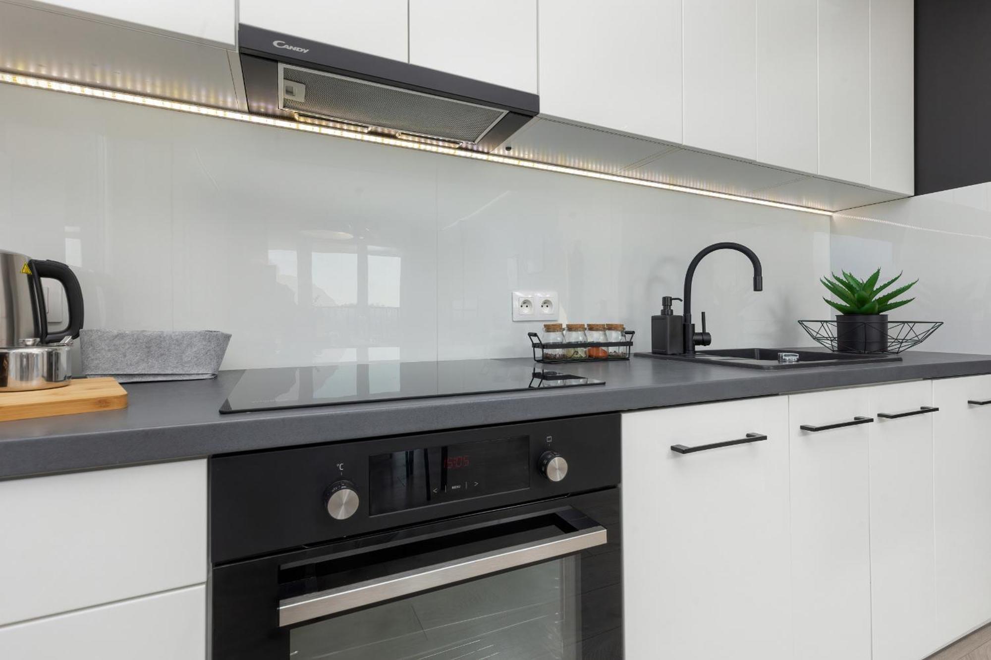 Apartament Podgorze Lipska Pet-friendly With Balcony And Parking By Renters Prestige *