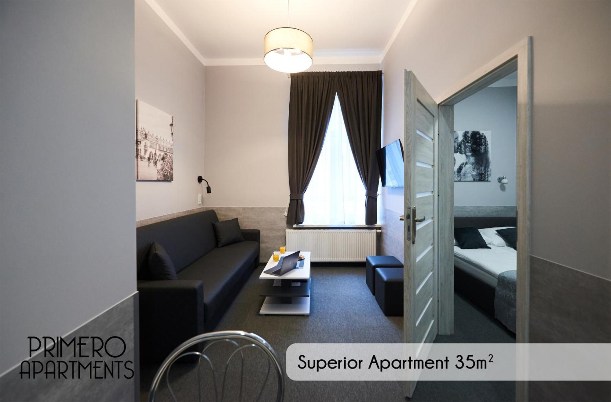 Primero Elegant Old Town Aparthotel