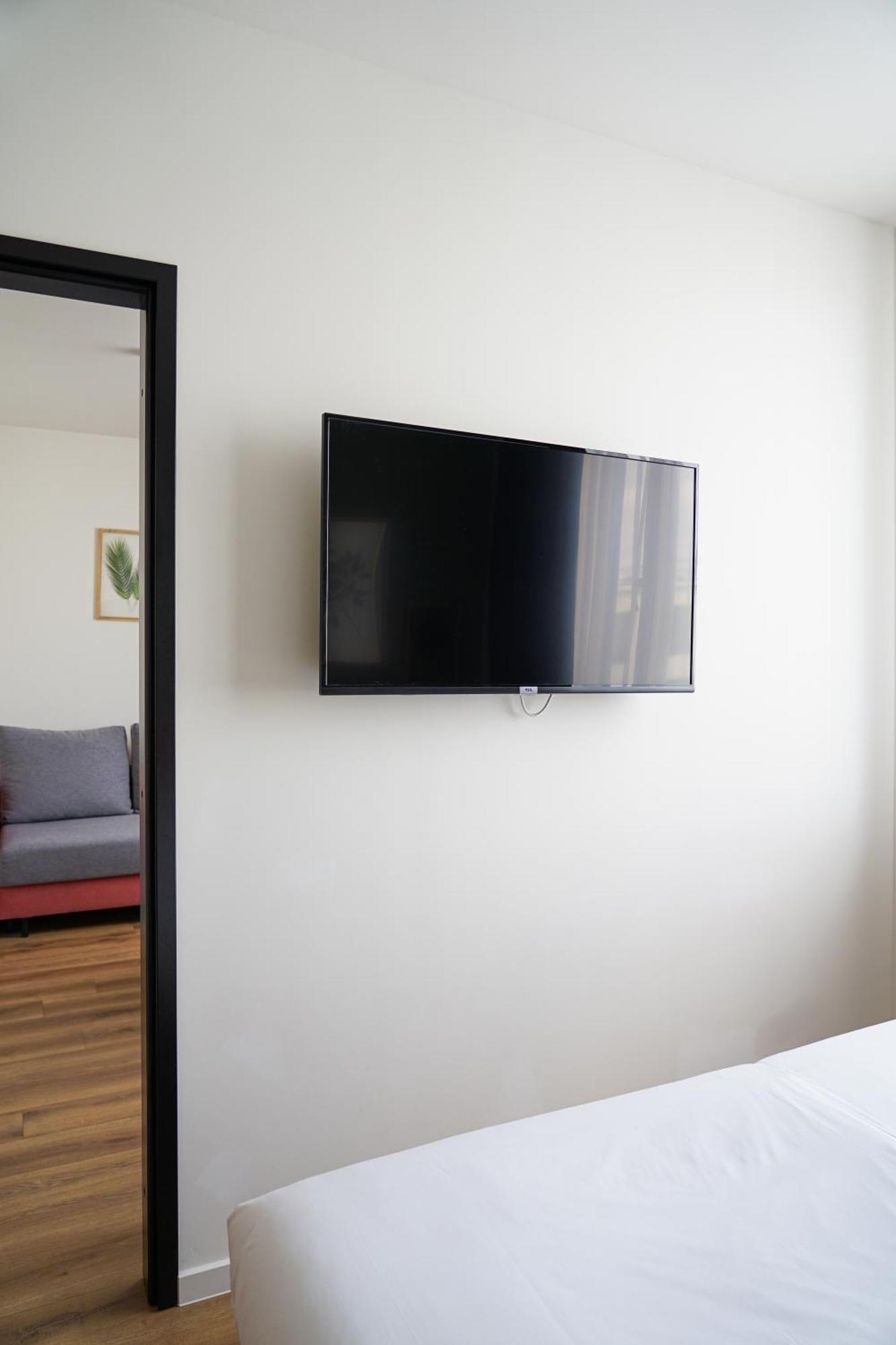 Campanile South 4*