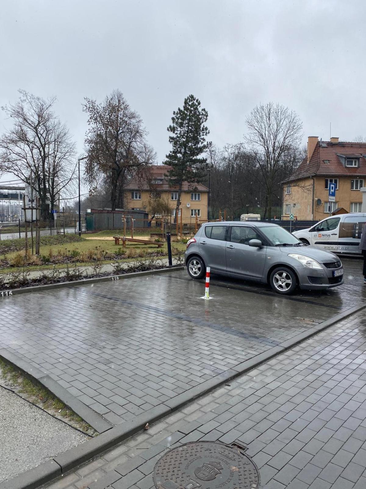 Em * Krakow