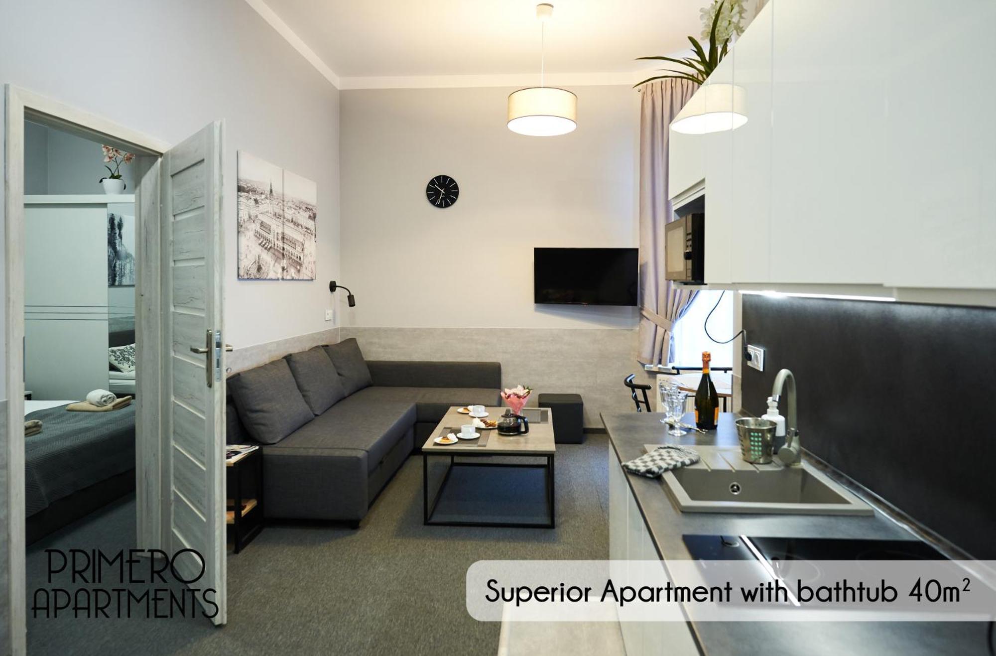 Primero Elegant Old Town Aparthotel *