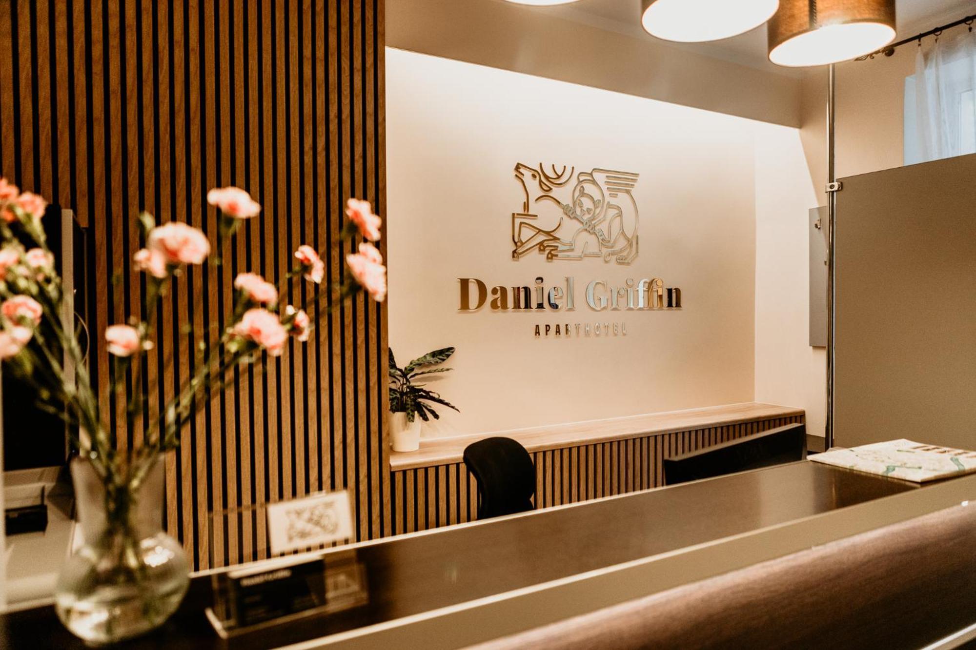 Daniel Griffin By Artery 3* Krakow
