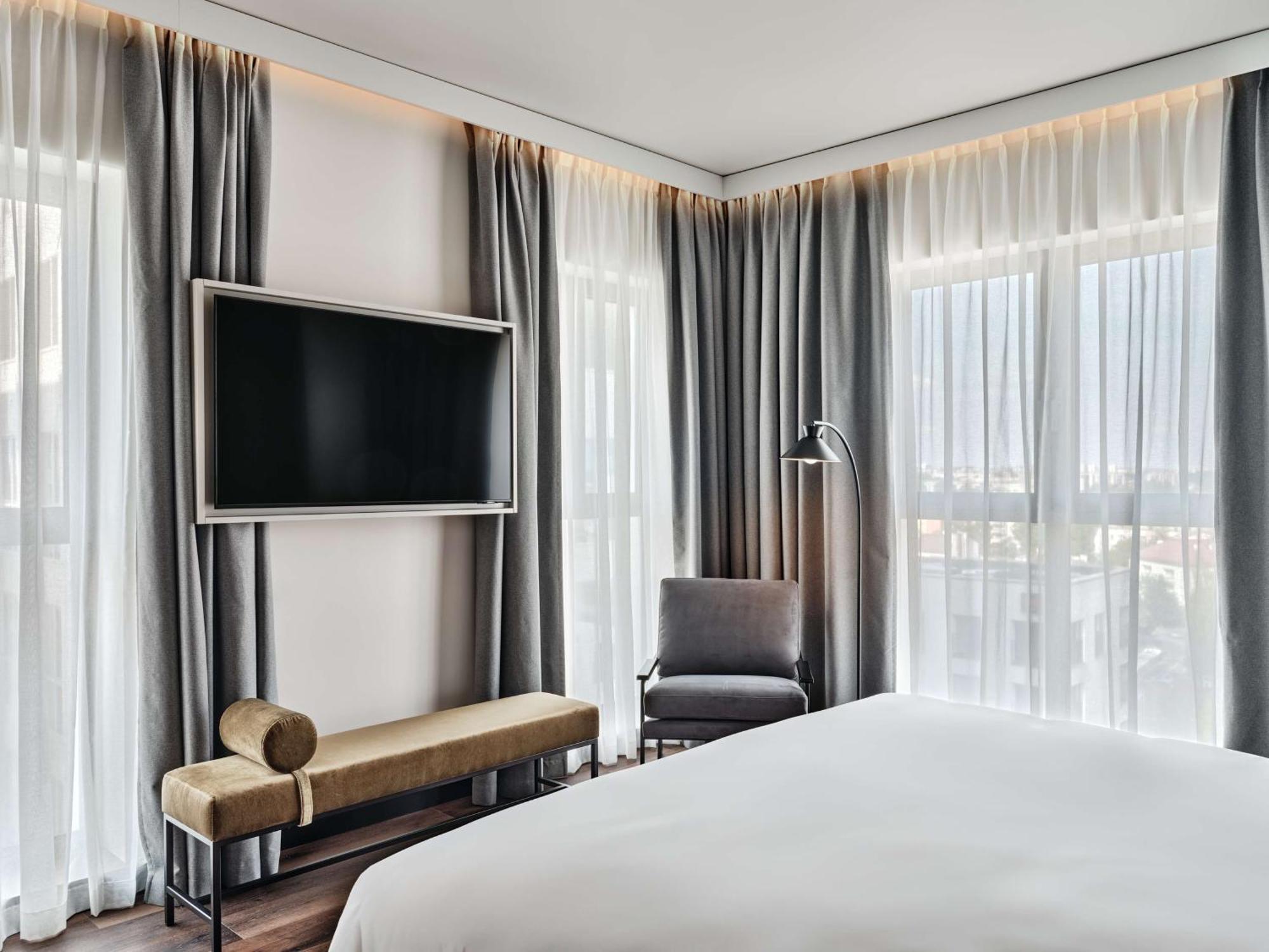 Hotel Radisson Red & Radisson Red Apartments, Krakau