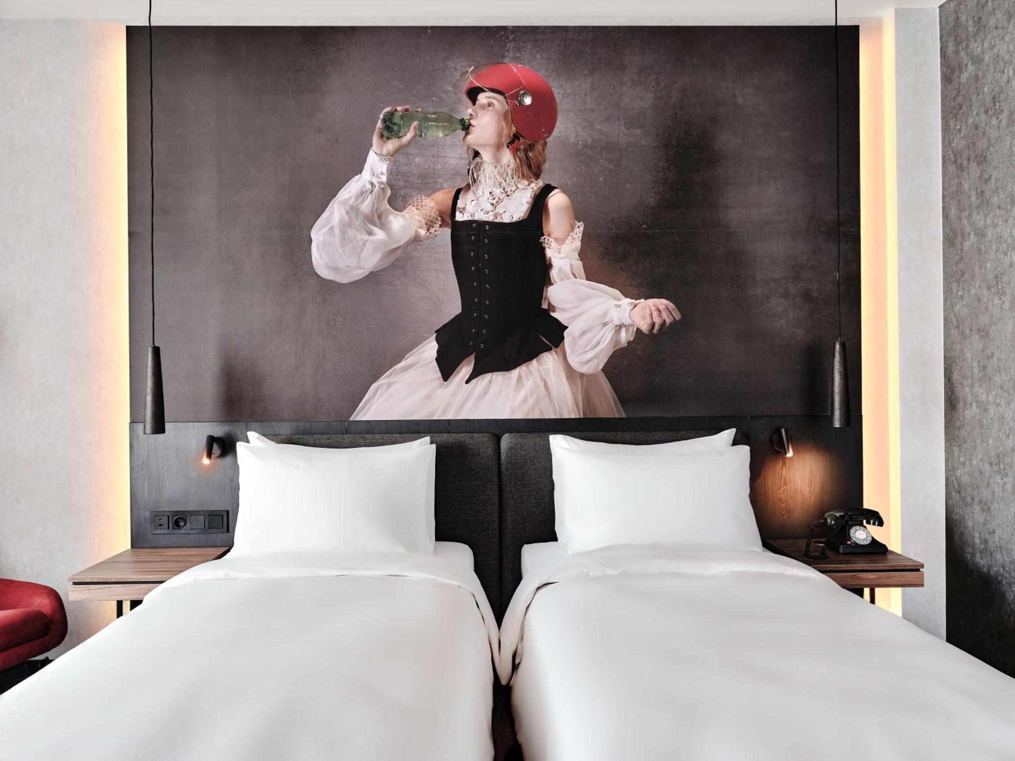 Hotel Radisson Red & Radisson Red Apartments, Krakau