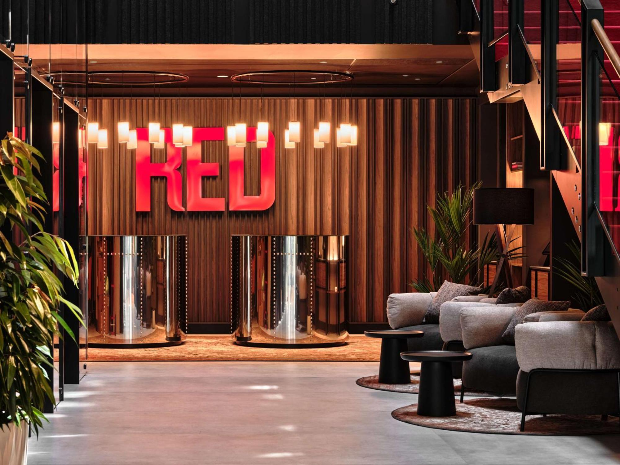 Radisson Red & Radisson Red Apartments, Krakau