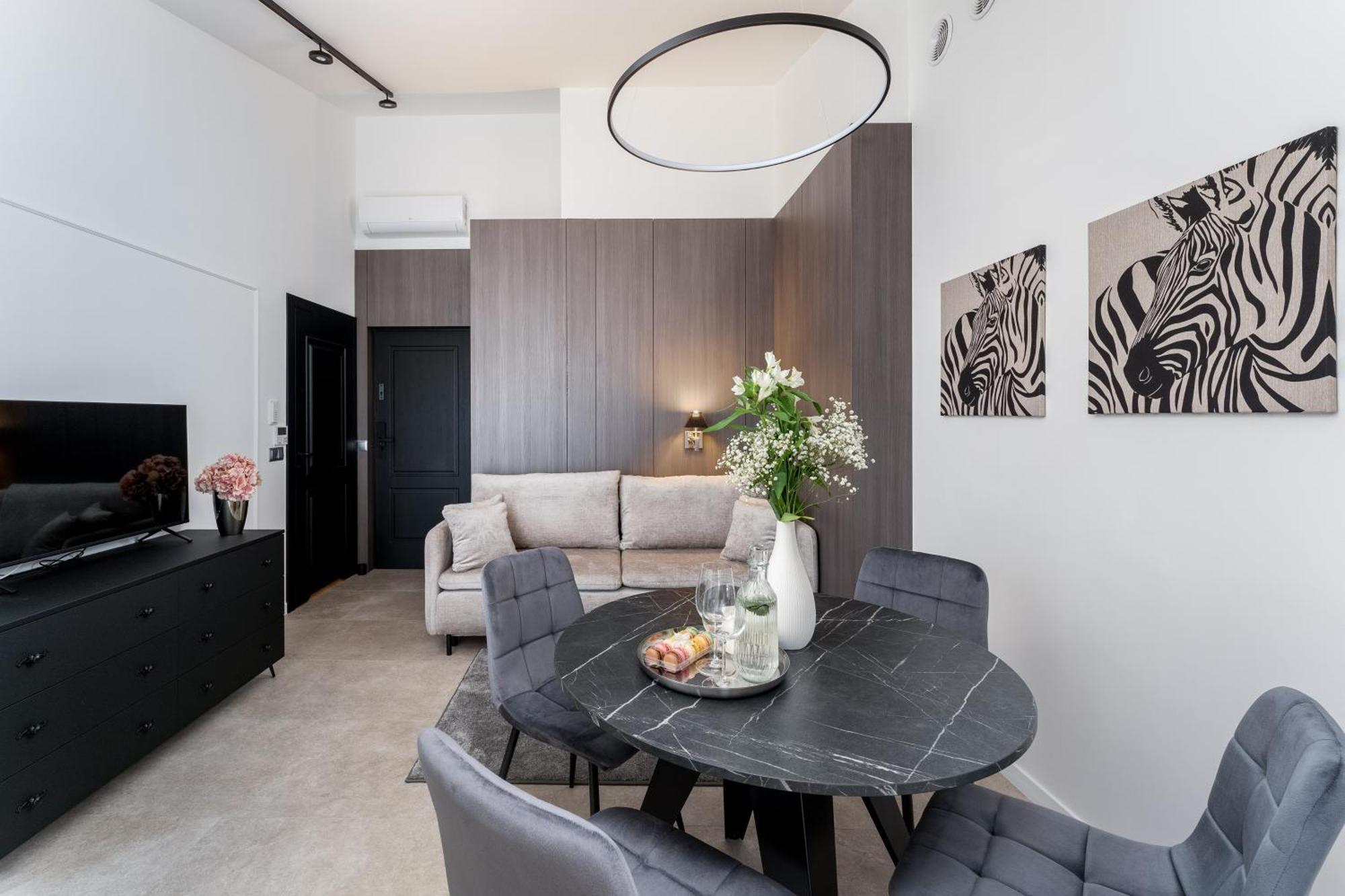 Wielopole Floor Apartment *