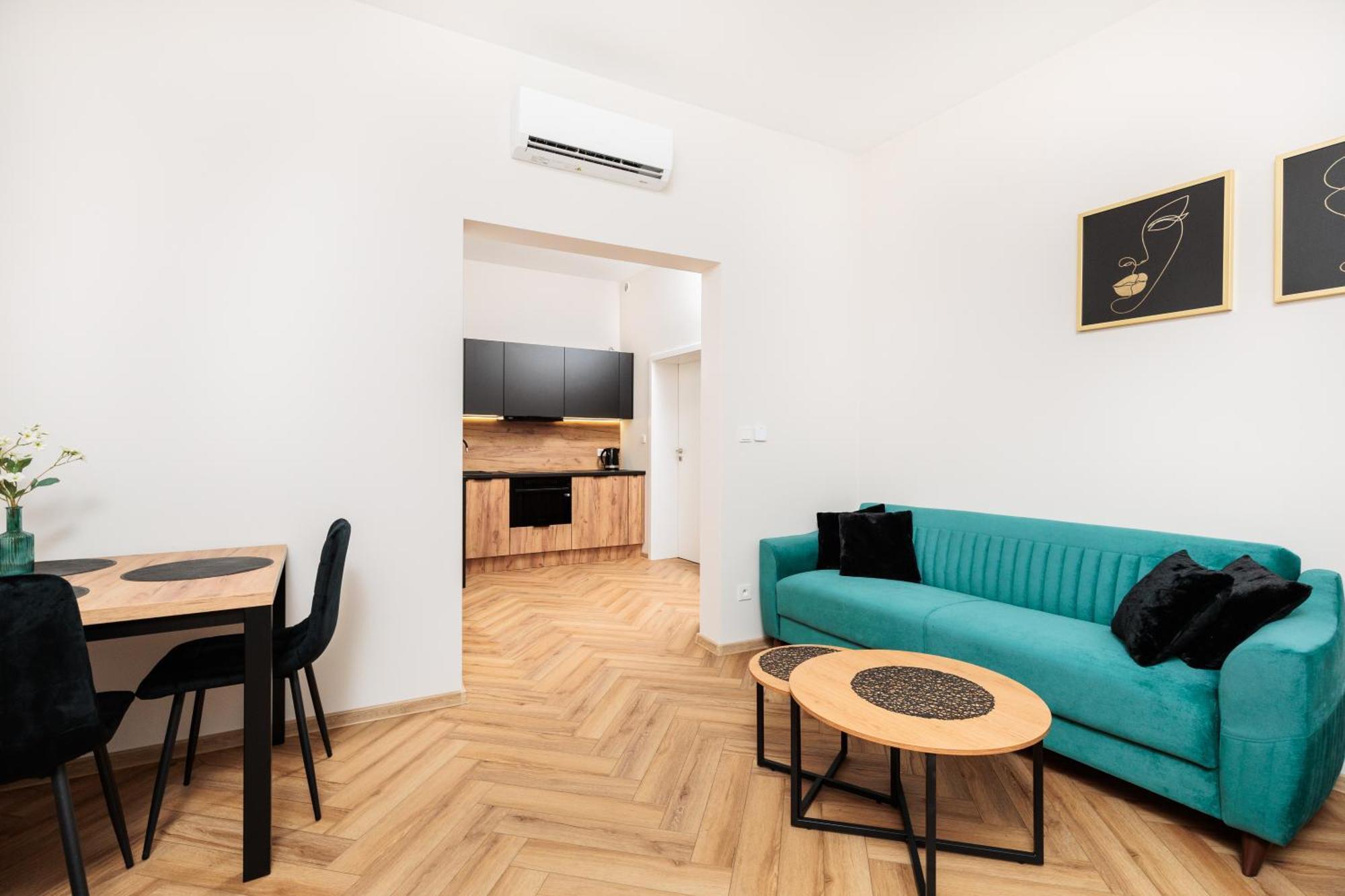 Apartment Of The Kings-poselska 24