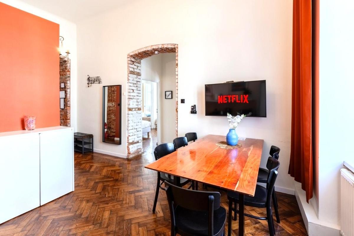 Apartment Studencka Street, Next To Planty Park *
