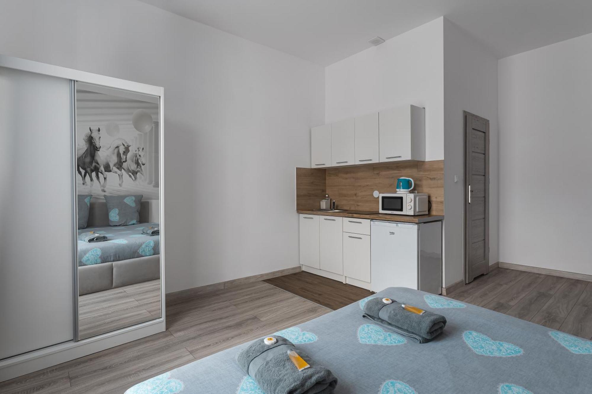 70s Business Bed & Breakfast Krakow