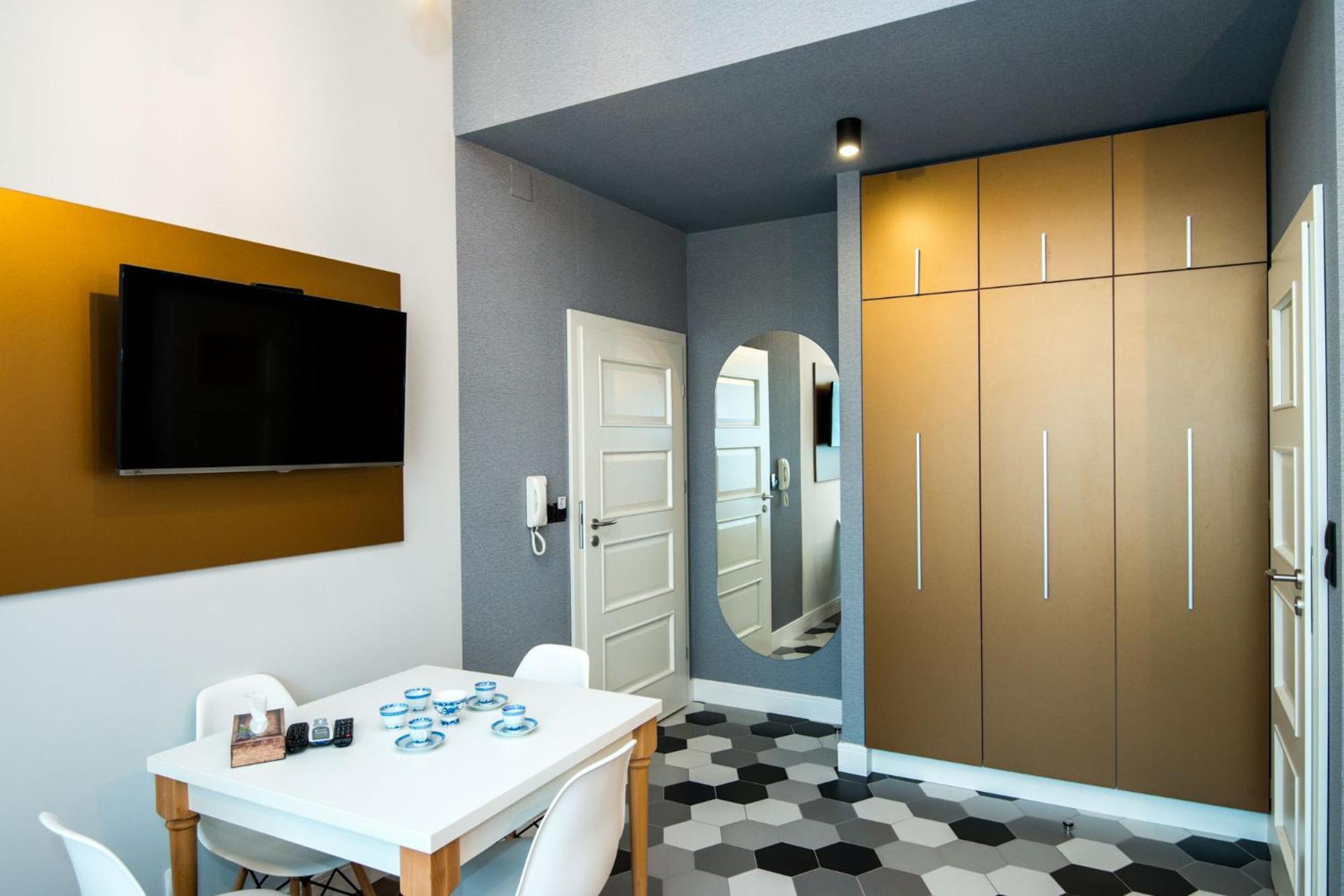Apartment Finale *