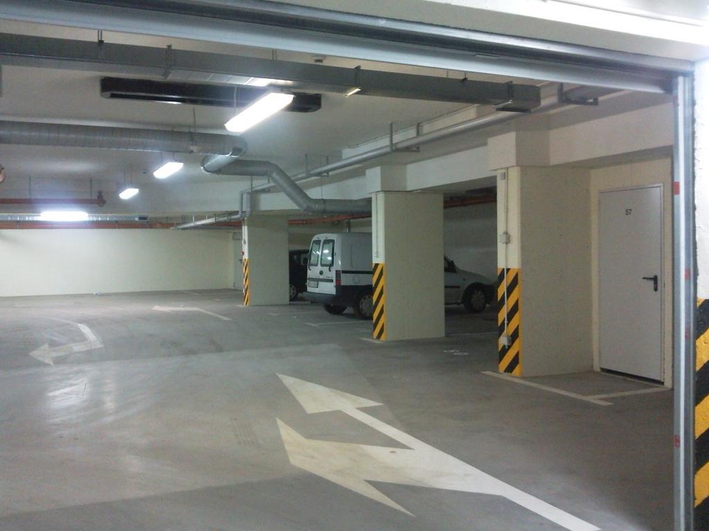 Arena Apartment