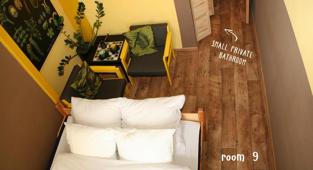 Hostel High Life *