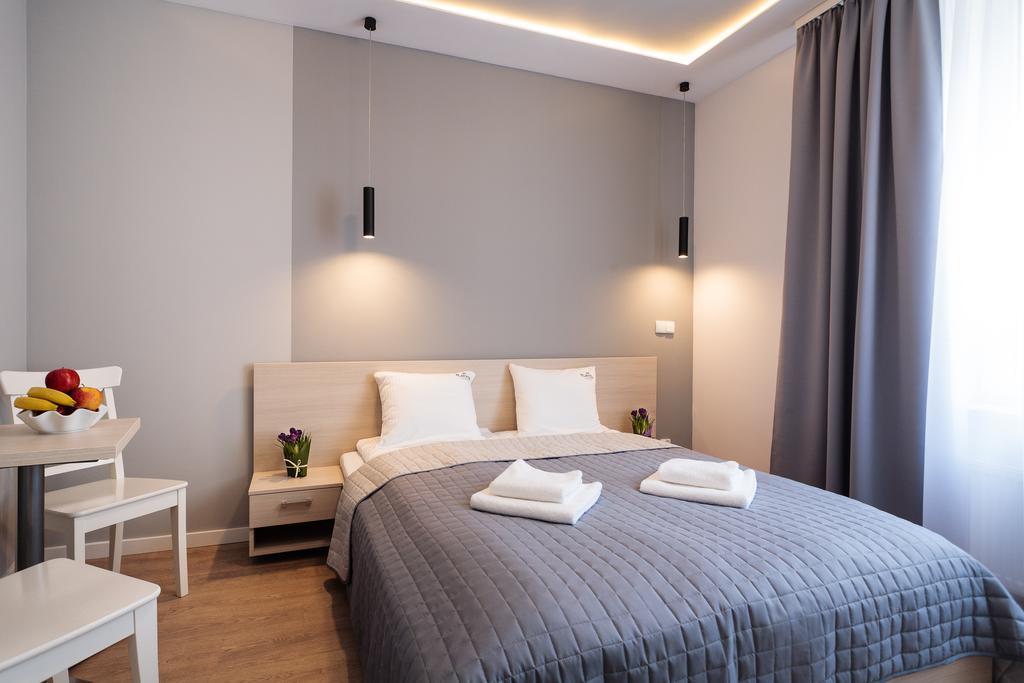 Platinia - Komfortowe Stare Aparthotel Cracóvia