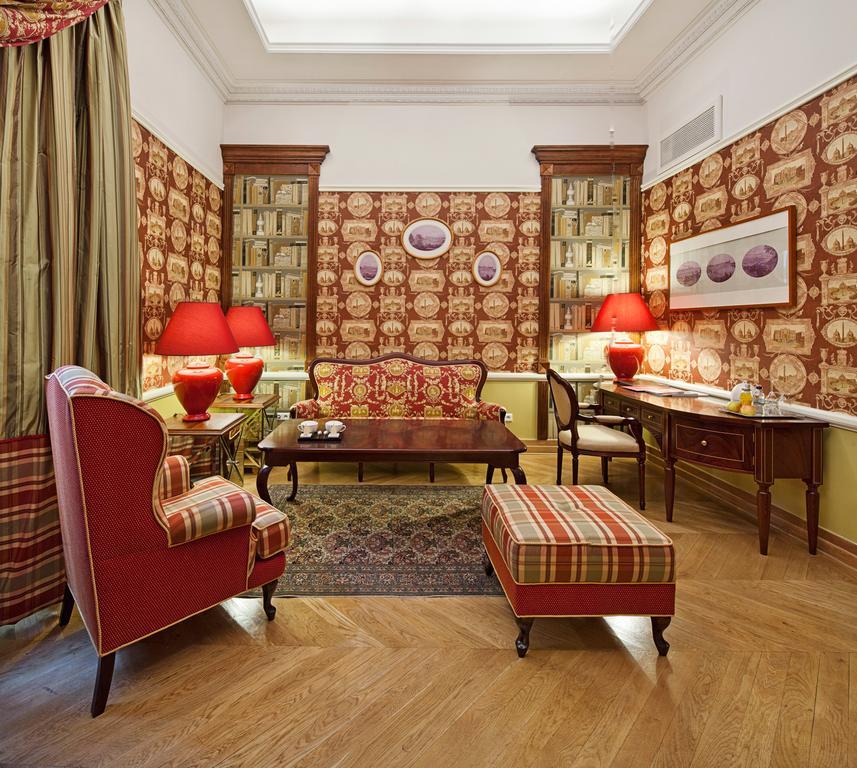 The Bonerowski Palace Boutique