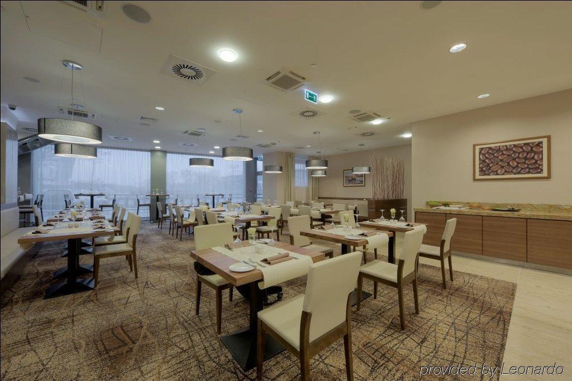 Hilton Garden