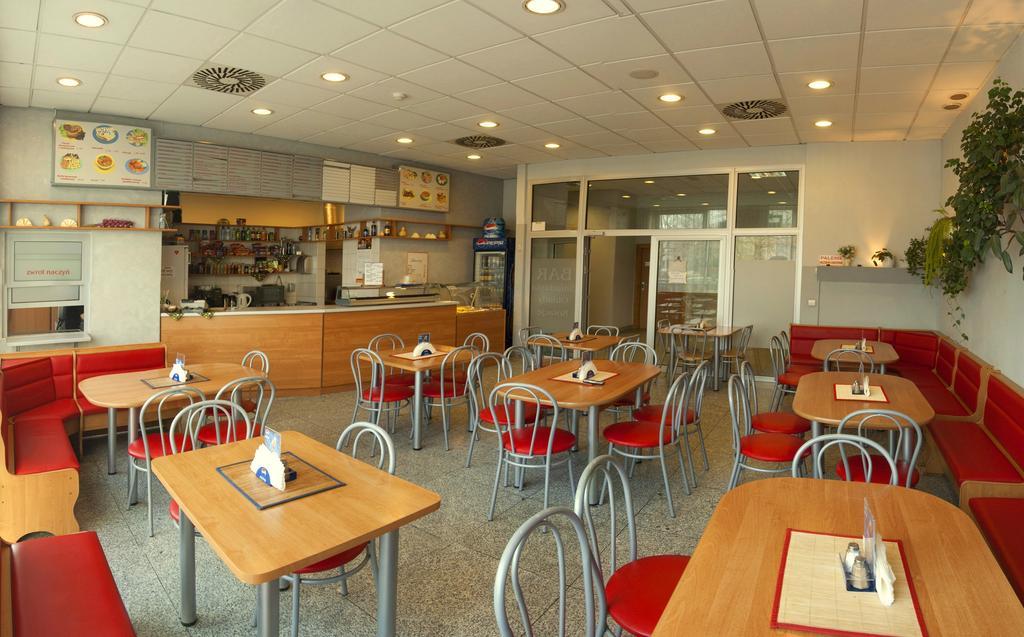 Hostel Ds Za Kolumnami *