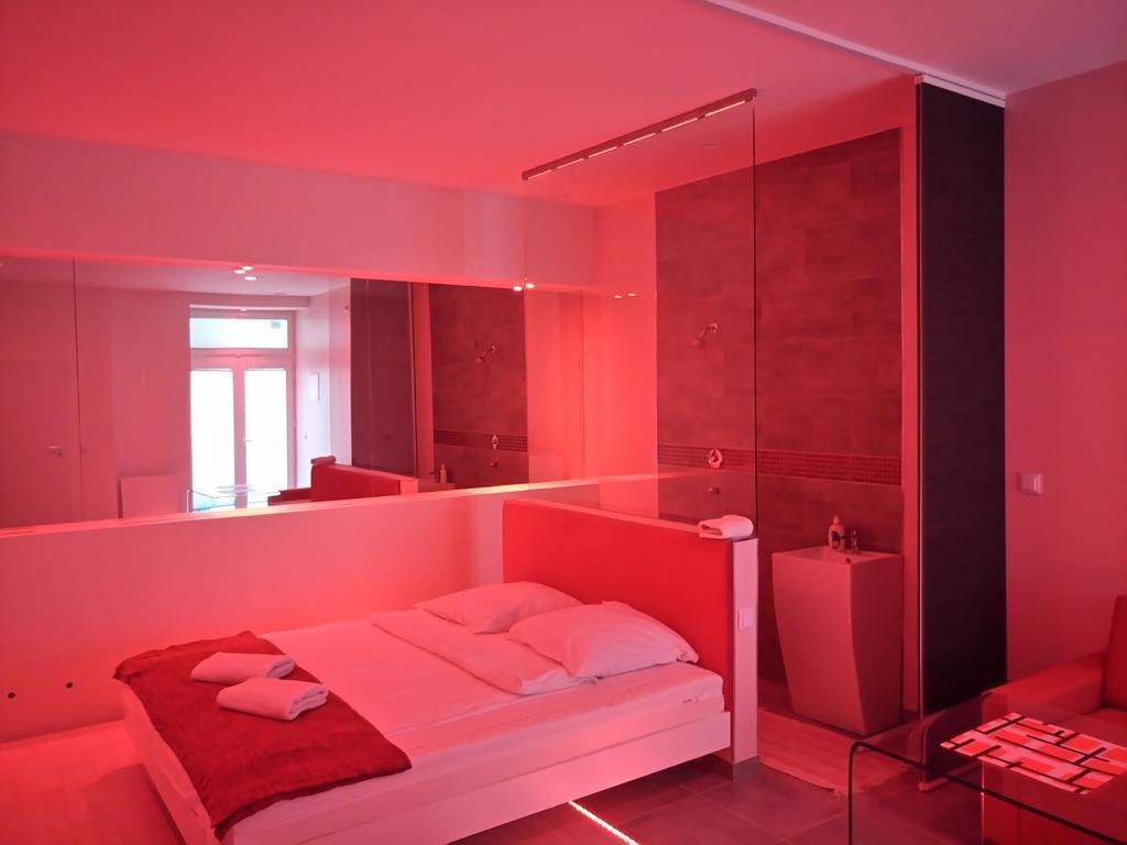 Apartment Mirror