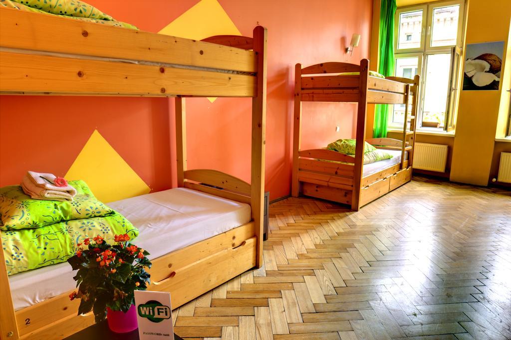 Hostel Tutti Frutti *