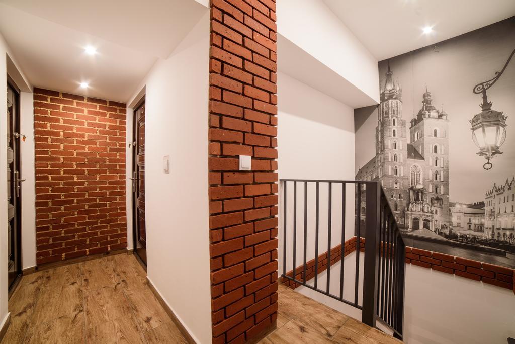 Cracow Rent - Spacious For 2-7 People In Quiet Area - Kolberga Street Nr 3 - 10 Min To Main Square By Foot *
