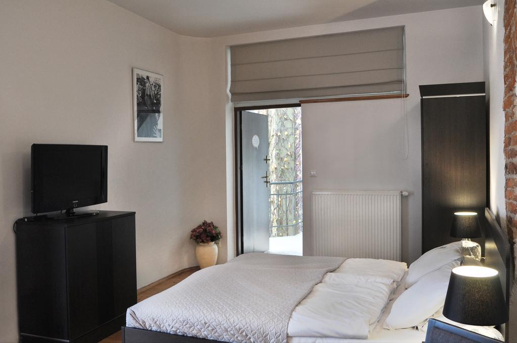 Krakow For You Main Square Apartments 3*