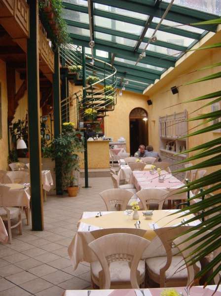 Rezydent Hotel