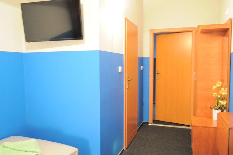 Freedom Hostel *