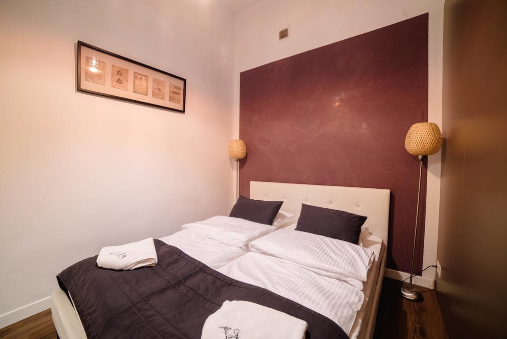 Cracow Rent - Spacious For 2-7 People In Quiet Area - Kolberga Street Nr 3 - 10 Min To Main Square By Foot * Kraków