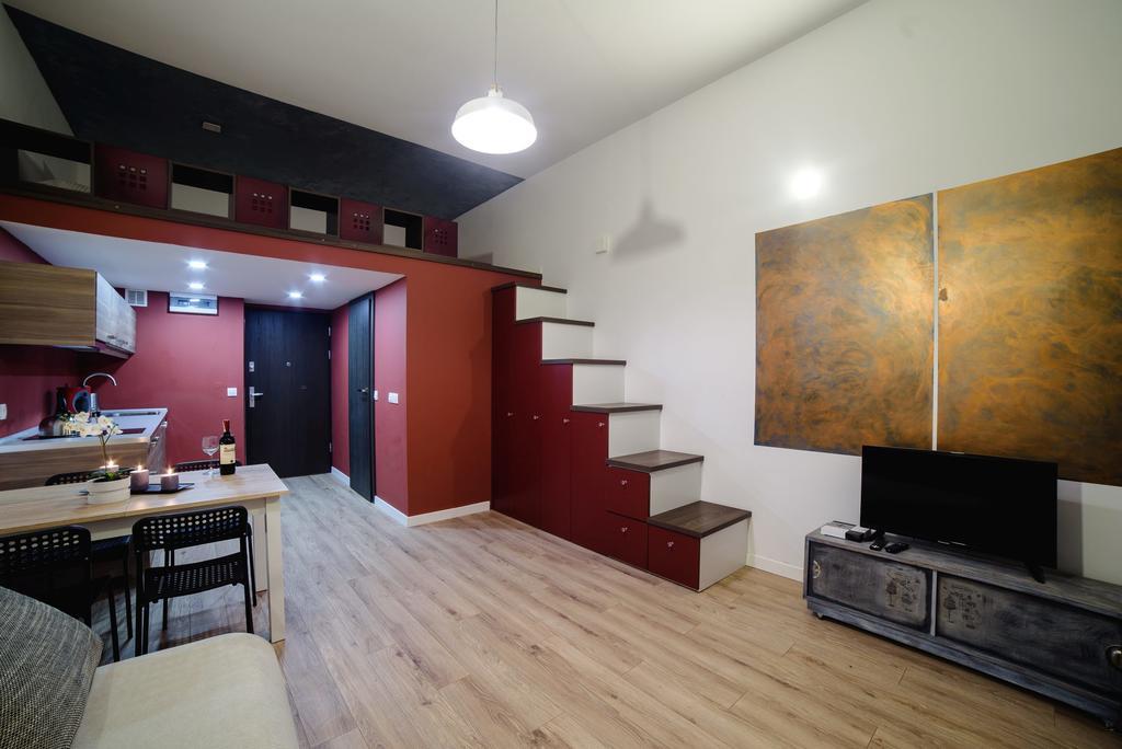 Cracow Rent - Spacious For 2-7 People In Quiet Area - Kolberga Street Nr 3 - 10 Min To Main Square By Foot