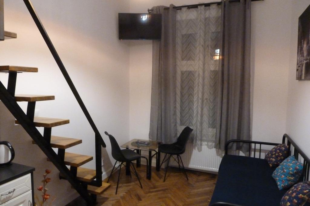 Apartment Space *