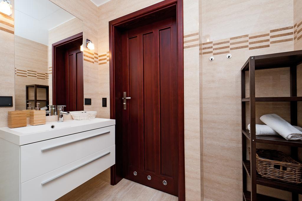 Insom Cracow Old Town Krotka Apartment