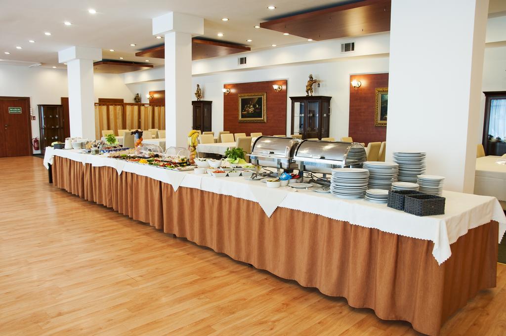 Hotel Artur 3*