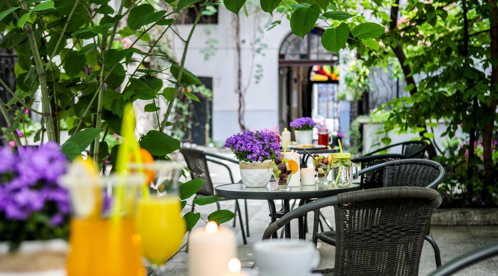Platinia - Komfortowe Stare 3*