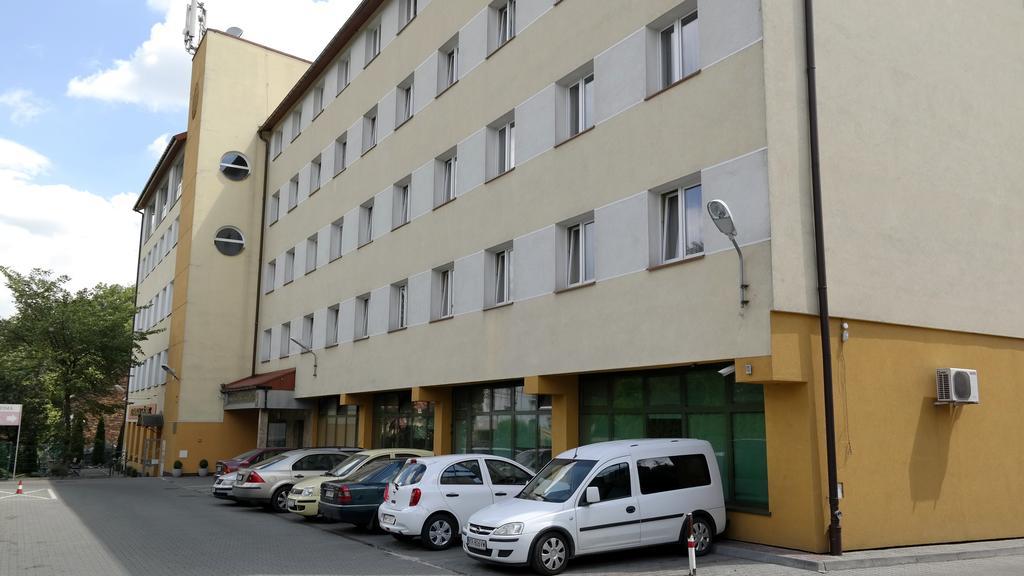 Osrodek Scsk Optima 3* Krakau