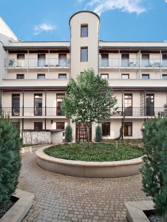 Parkside Old Town Aparthotel