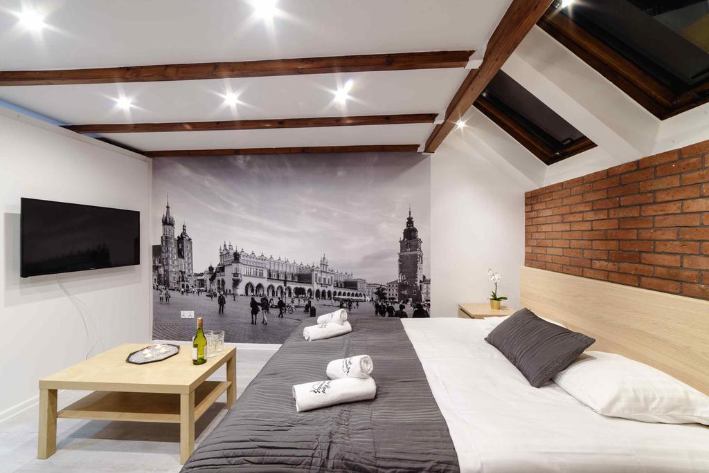 Hotel apartamentowy Cracow Rent - Spacious For 2-7 People In Quiet Area - Kolberga Street Nr 3 - 10 Min To Main Square By Foot