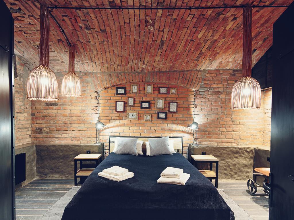 Habitat Apartment *