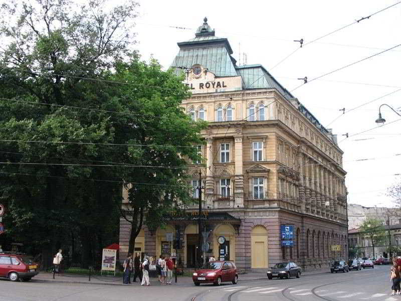 Royal Hotel