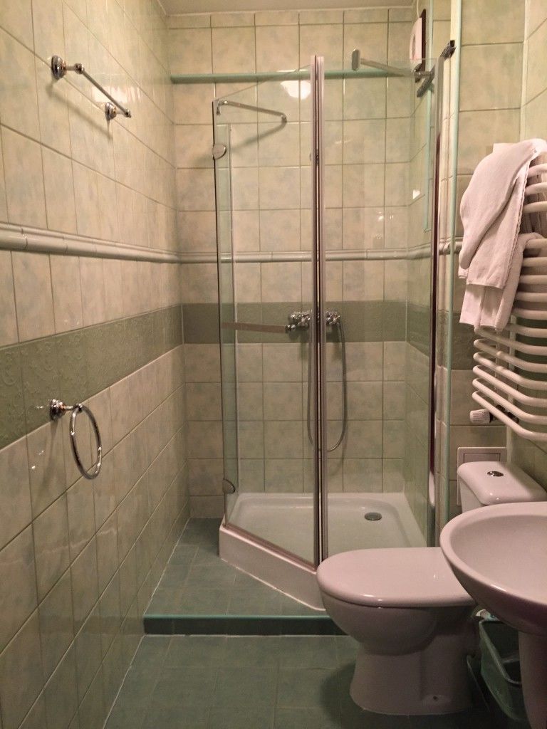 Daisy Superior Hotel 3*