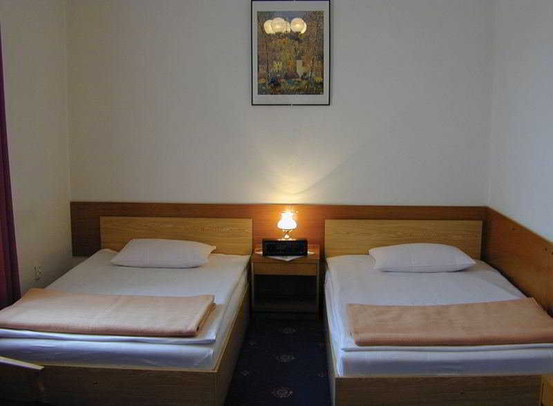Royal Hotel 3*
