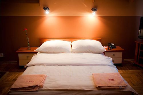 Brama Old Hostel