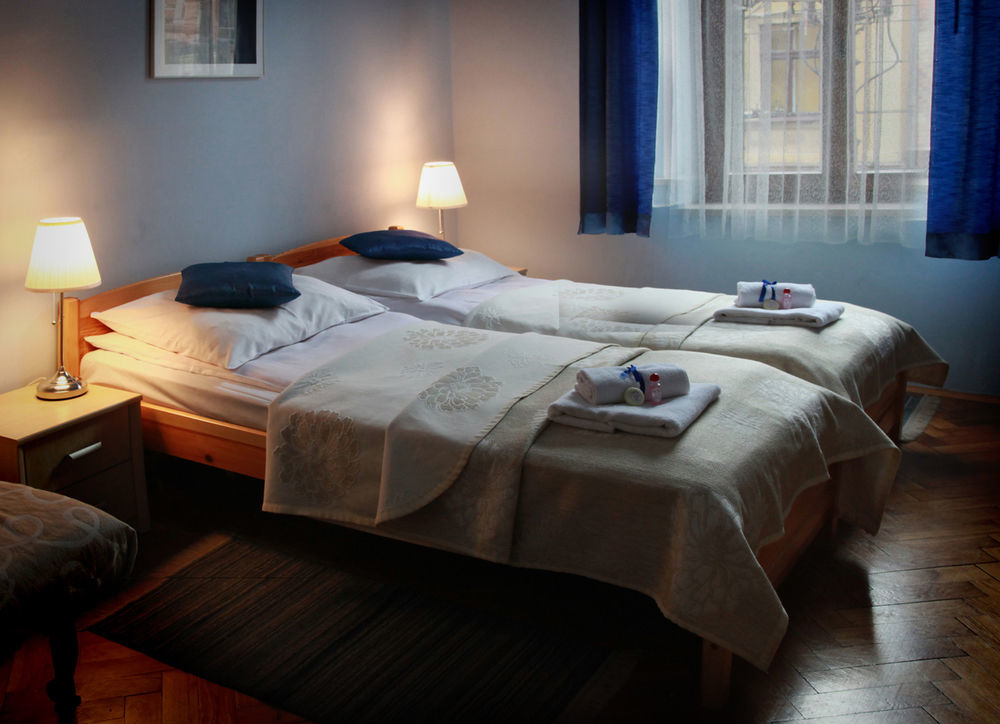 Maria Aparthotel