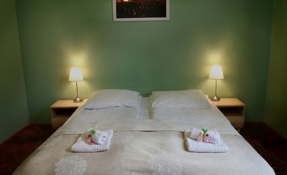 Maria Aparthotel 2*