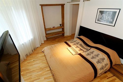 Apartment Only *