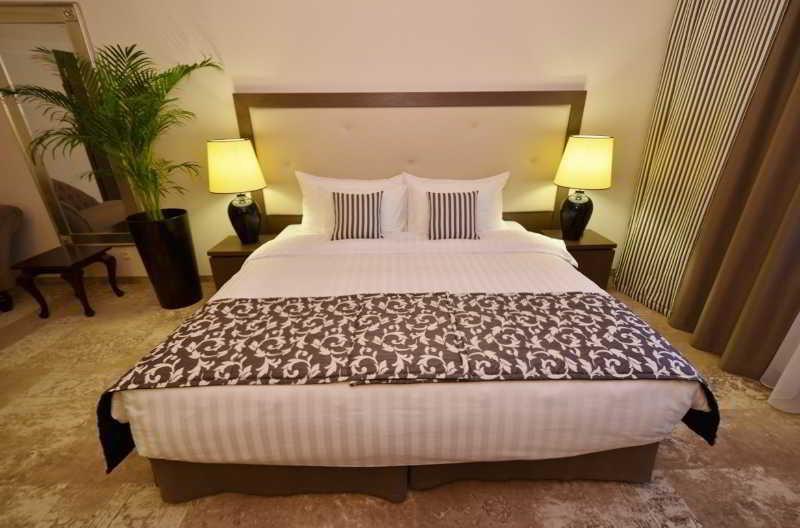 Hotel Metropolitan Boutique 4*