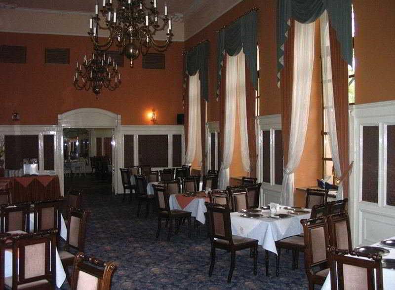 Royal Hotel 3*